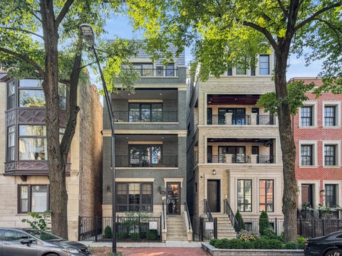 Photo of 1938 N Mohawk Street #3, Chicago, IL 60614 (MLS # 12794725)