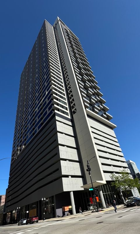 235 W Van Buren Street 4302 Chicago IL 60607