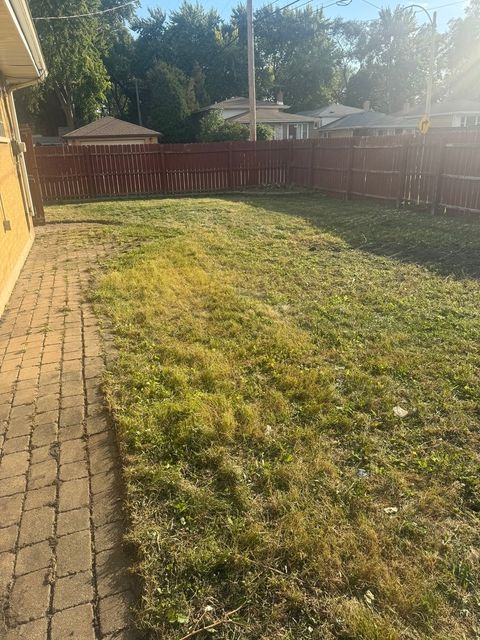 Tiny photo for 9558 S Sacramento Avenue, Evergreen Park, IL 60805 (MLS # 12498084)