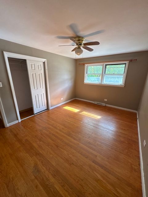 Tiny photo for 9558 S Sacramento Avenue, Evergreen Park, IL 60805 (MLS # 12498084)
