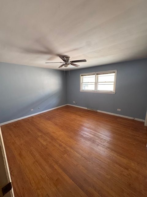 Tiny photo for 9558 S Sacramento Avenue, Evergreen Park, IL 60805 (MLS # 12498084)