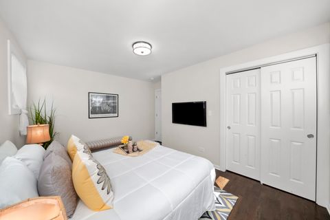 Tiny photo for 120 HYDE PARK Avenue, Bellwood, IL 60104 (MLS # 12487261)