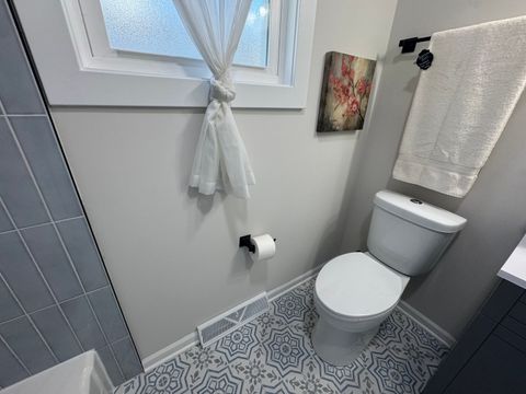 Tiny photo for 120 HYDE PARK Avenue, Bellwood, IL 60104 (MLS # 12487261)