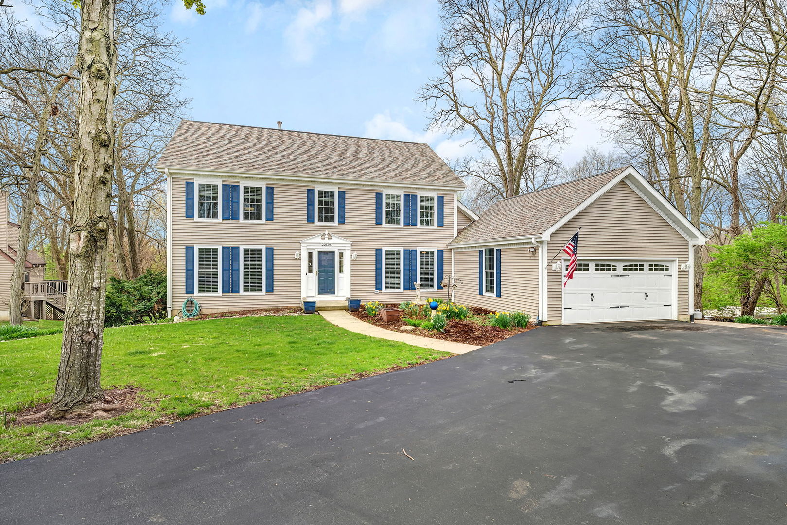 22506 S Queens Court