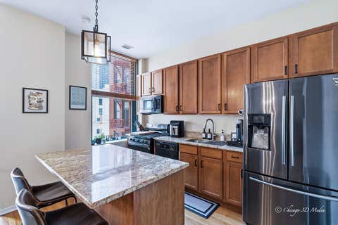 Tiny photo for 208 W WASHINGTON Street #1007, Chicago, IL 60606 (MLS # 12621584)