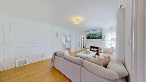 Tiny photo for 629 Newton Avenue, Glen Ellyn, IL 60137 (MLS # 12624364)