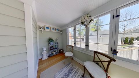 Tiny photo for 629 Newton Avenue, Glen Ellyn, IL 60137 (MLS # 12624364)