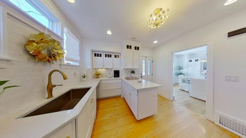 Tiny photo for 629 Newton Avenue, Glen Ellyn, IL 60137 (MLS # 12624364)
