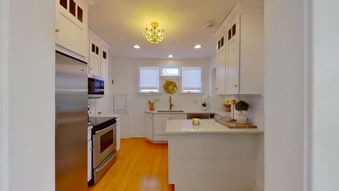 Tiny photo for 629 Newton Avenue, Glen Ellyn, IL 60137 (MLS # 12624364)