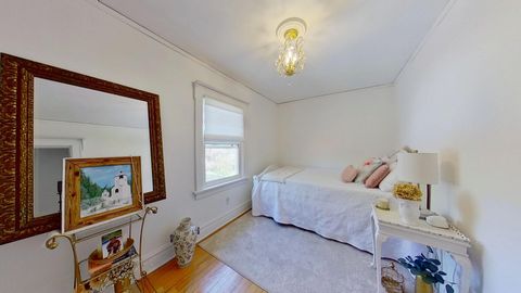 Tiny photo for 629 Newton Avenue, Glen Ellyn, IL 60137 (MLS # 12624364)