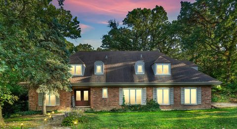 Tiny photo for 17 Baybrook Lane, Oak Brook, IL 60523 (MLS # 12470116)
