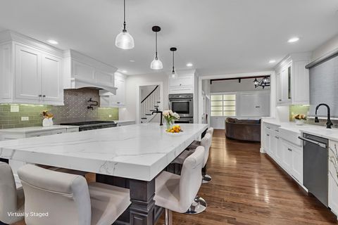 Tiny photo for 17 Baybrook Lane, Oak Brook, IL 60523 (MLS # 12470116)