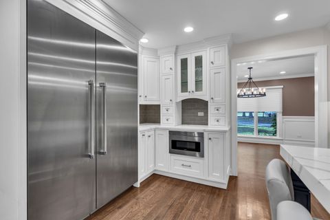 Tiny photo for 17 Baybrook Lane, Oak Brook, IL 60523 (MLS # 12470116)