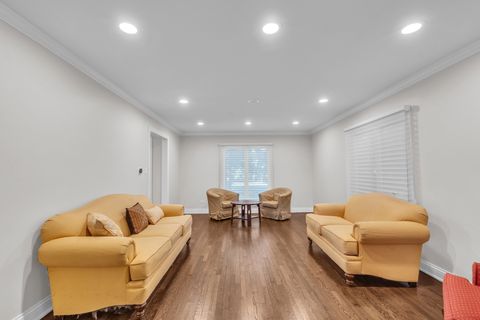 Tiny photo for 17 Baybrook Lane, Oak Brook, IL 60523 (MLS # 12470116)