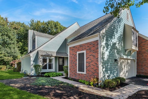 Photo of 52 Whittington Course, St. Charles, IL 60174 (MLS # 12772453)