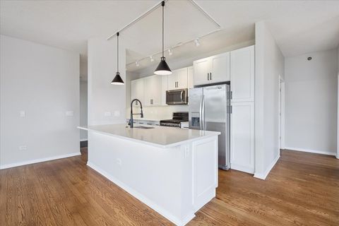 Tiny photo for 1546 N ORLEANS Street #708, Chicago, IL 60610 (MLS # 12500461)
