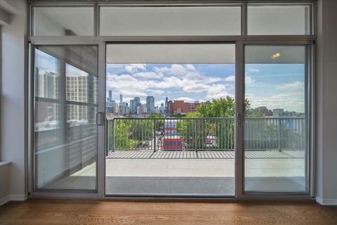 Tiny photo for 1546 N ORLEANS Street #708, Chicago, IL 60610 (MLS # 12500461)