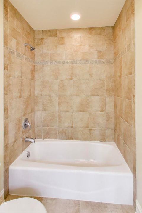 Tiny photo for 675 Oak Lane, South Elgin, IL 60177 (MLS # 12515486)