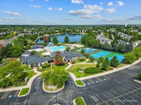 Tiny photo for 675 Oak Lane, South Elgin, IL 60177 (MLS # 12515486)