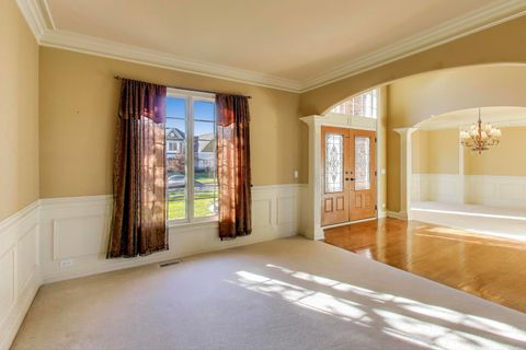 Tiny photo for 675 Oak Lane, South Elgin, IL 60177 (MLS # 12515486)