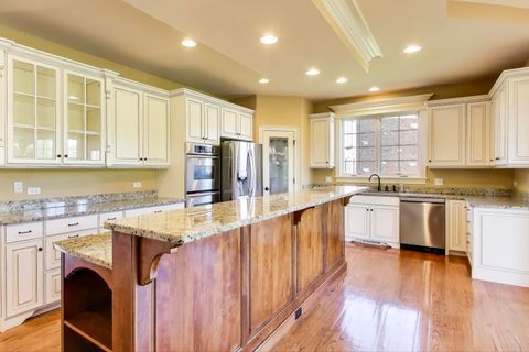 Tiny photo for 675 Oak Lane, South Elgin, IL 60177 (MLS # 12515486)