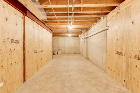 Tiny photo for 675 Oak Lane, South Elgin, IL 60177 (MLS # 12515486)