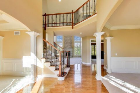 Tiny photo for 675 Oak Lane, South Elgin, IL 60177 (MLS # 12515486)