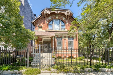 Tiny photo for 2050 W Monroe Street, Chicago, IL 60612 (MLS # 12750206)