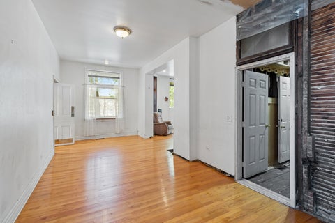 Tiny photo for 2050 W Monroe Street, Chicago, IL 60612 (MLS # 12750206)