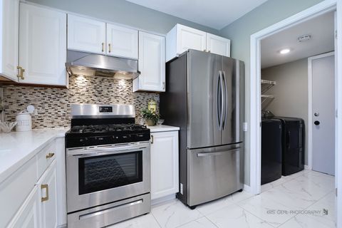 Tiny photo for 1986 Muirfield Circle, Elgin, IL 60123 (MLS # 12628312)