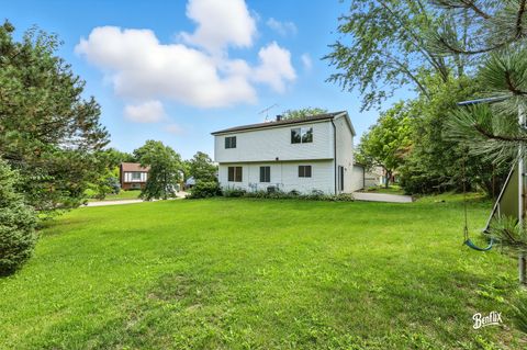 Tiny photo for 318 Exmoor Drive, Streamwood, IL 60107 (MLS # 12536968)