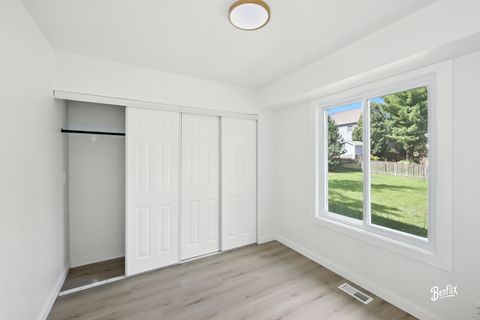 Tiny photo for 318 Exmoor Drive, Streamwood, IL 60107 (MLS # 12536968)