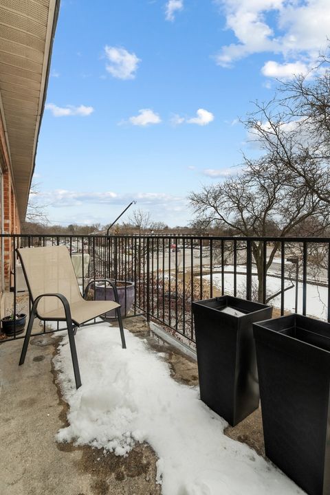 Tiny photo for 1001 N Mill Street #302, Naperville, IL 60563 (MLS # 12573087)