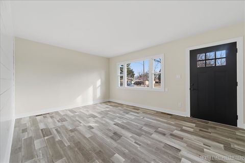 Tiny photo for 1401 Seminole Drive, Ottawa, IL 61350 (MLS # 12573840)