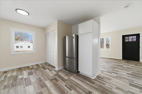 Tiny photo for 1401 Seminole Drive, Ottawa, IL 61350 (MLS # 12573840)