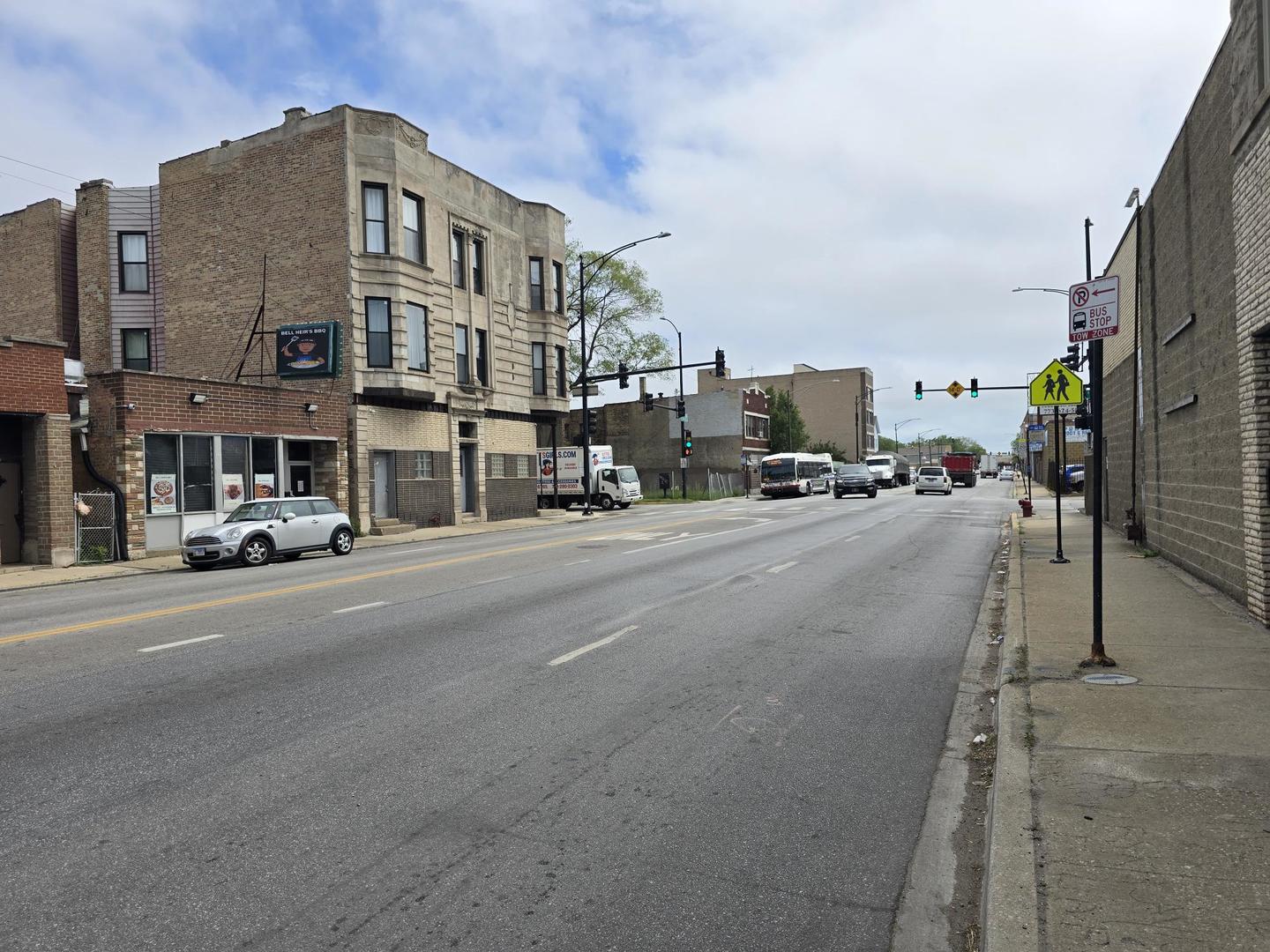 704 W 47th Street