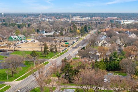 Tiny photo for 28W075 Aurora Avenue, Naperville, IL 60540 (MLS # 12582869)