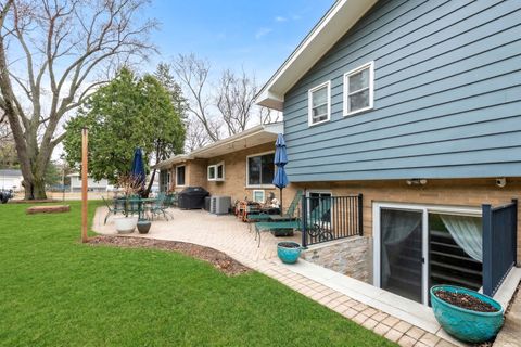 Tiny photo for 28W075 Aurora Avenue, Naperville, IL 60540 (MLS # 12582869)