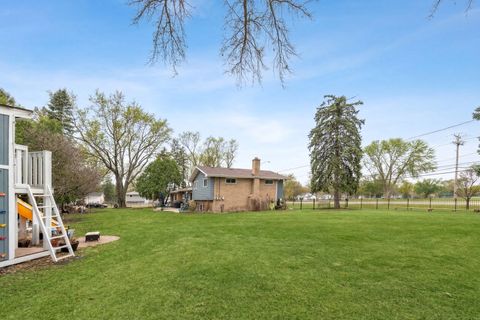 Tiny photo for 28W075 Aurora Avenue, Naperville, IL 60540 (MLS # 12582869)