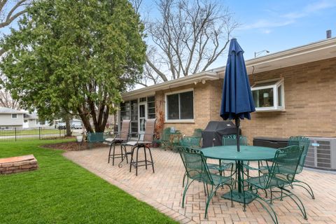 Tiny photo for 28W075 Aurora Avenue, Naperville, IL 60540 (MLS # 12582869)