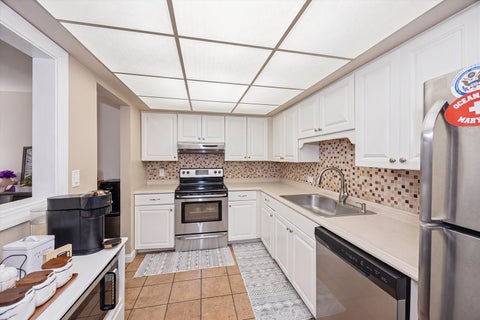 Tiny photo for 112 Carriage Way Drive #110A, Burr Ridge, IL 60527 (MLS # 12753523)