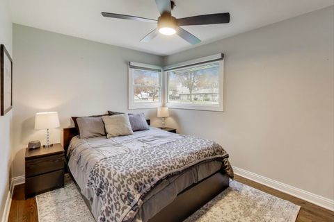 Tiny photo for 591 S Park Road, Lombard, IL 60148 (MLS # 12521700)