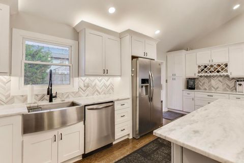 Tiny photo for 591 S Park Road, Lombard, IL 60148 (MLS # 12521700)