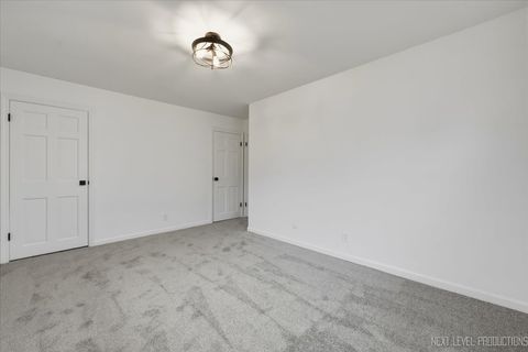 Tiny photo for 123 N Rosedale Avenue, Aurora, IL 60506 (MLS # 12574458)