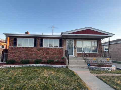 Tiny photo for 256 Maple Avenue, South Chicago Heights, IL 60411 (MLS # 12603167)