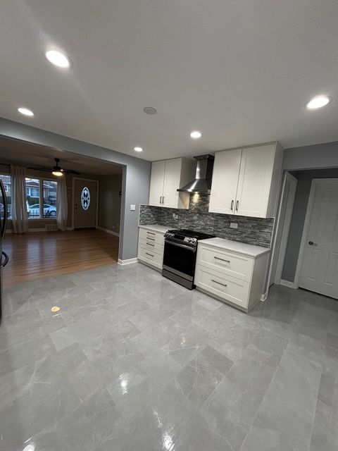 Tiny photo for 256 Maple Avenue, South Chicago Heights, IL 60411 (MLS # 12603167)