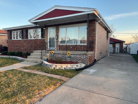 Photo of 256 Maple Avenue, South Chicago Heights, IL 60411 (MLS # 12603167)