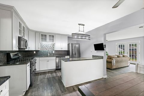 Tiny photo for 343 Hale Avenue, Romeoville, IL 60446 (MLS # 12432365)