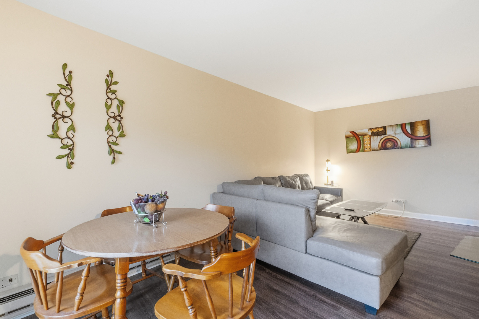 9725 S Keeler Avenue 6-209