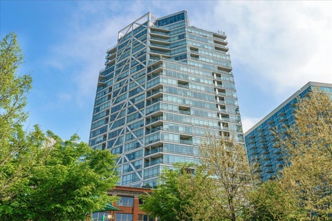 Photo of 510 W Erie Street #805, Chicago, IL 60654 (MLS # 12691964)